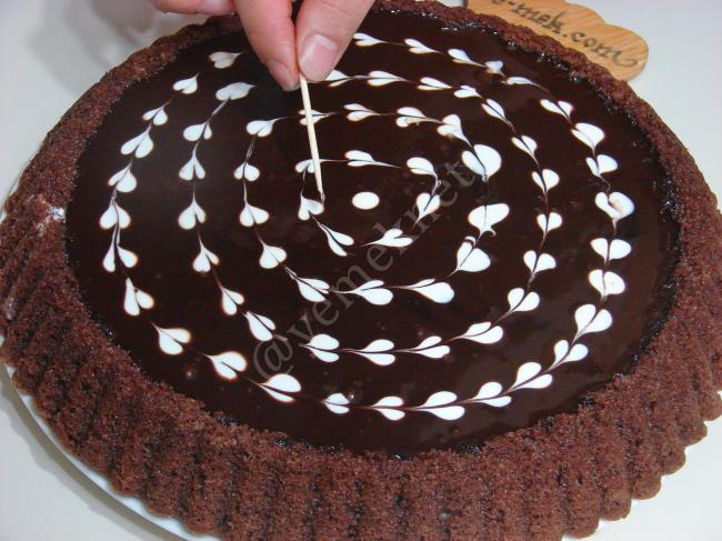 Ganajlı Çikolatalı Tart Kek Nasıl Yapılır? (17/20) Resimli Yemek