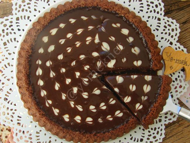 Ganajlı Çikolatalı Tart Kek Tarifi, Nasıl Yapılır? (Resimli) Yemek