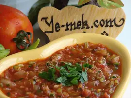 Acılı Ezme Salatası