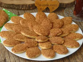 Ağızda Dağılan Tuzlu Kurabiye