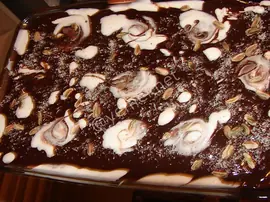 Ağlayan Pasta (Ev Brownisi)