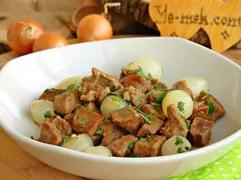 Arpacık Soğanlı Et Kavurma