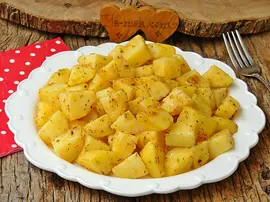 Baharatlı Patates Salatası