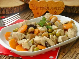 Bezelyeli Mantarlı Tavuk Sote