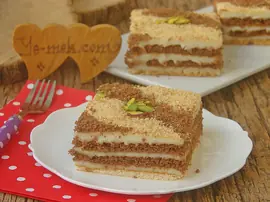 Bisküvili Yalancı Tavuk Göğsü Tatlısı