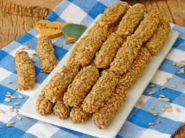 Çekirdekli Tuzlu Kurabiye