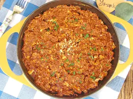 Cevizli Salçalı Yumurta