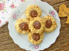 Çikolata Dolgulu Fındıklı Kurabiye