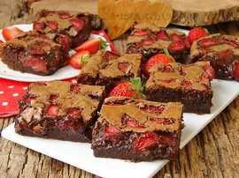 Çilekli Brownie