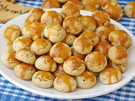 Çörek Otlu Mini Kurabiye