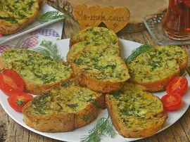 Dereotlu Yumurtalı Ekmek Kızartması