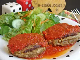 Domates Soslu Izgara Köfte