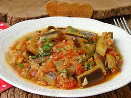 Domatesli Patlıcan Yemeği