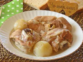 Düdüklü Tencerede Kemikli Et Haşlama