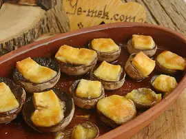 Eski Kaşarlı Mantar Graten