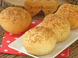 Ev Yapımı Hamburger Ekmeği