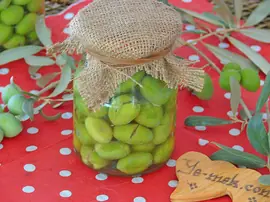 Ev Yapımı Kırma Taze Yeşil Zeytin