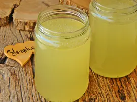 Ev Yapımı Tavuk Suyu