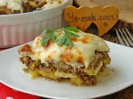 Fırında Beşamel Soslu Kıymalı Sebzeli Oturtma