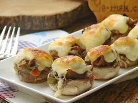 Fırında Kıymalı Mantar Dolması