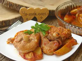 Fırında Patatesli Et Yemeği