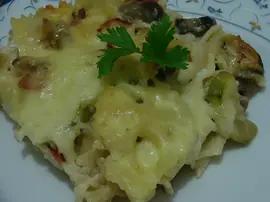 Fırında Sebzeli Fiyonk Makarna