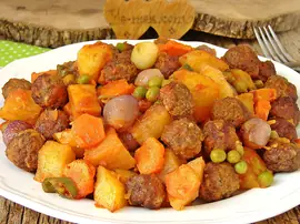 Fırında Sebzeli Misket Köfte