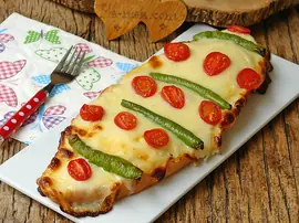 Fırında Yoğurtlu Ekmek Pizzası