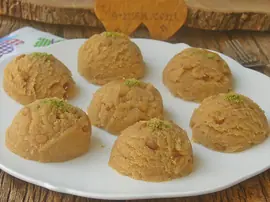 Fıstıklı İrmik Helvası