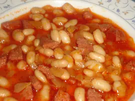 Geleneksel Kuru Fasülye (Sucuklu)