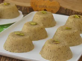 Haşhaşlı İrmik Helvası