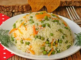 Havuçlu Bezelyeli Pilav