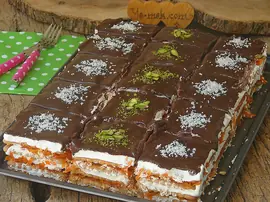 Havuçlu Bisküvili Yaş Pasta