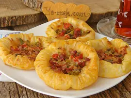 Hazır Yufkadan Kuş Yuvası Böreği