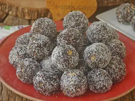 Hindistan Cevizli Bisküvi Topları