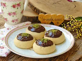 İçi Muhallebi Dolgulu Kurabiye