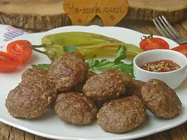 İrmikli Köfte