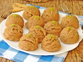 İrmikli Un Helvası