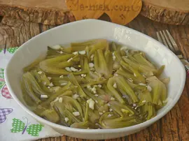 Ispanak Kökü Salatası