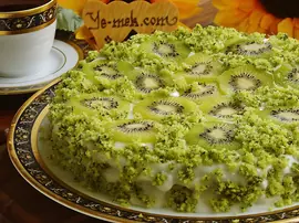 Ispanaklı Kivili Pasta