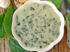 Ispanaklı Mantar Çorbası