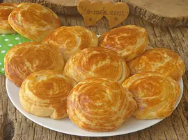 Katmerli Çörek