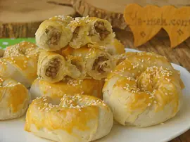 Kıymalı Börek