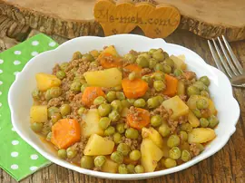 Kıymalı Patatesli Bezelye Yemeği