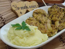 Köri Soslu Tavuk Fileto