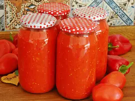 Közlenmiş Biberli Domates Konservesi