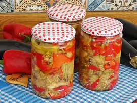 Közlenmiş Biberli Patlıcan Konservesi