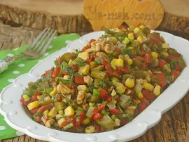 Közlenmiş Kırmızı Biber Salatası