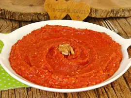 Közlenmiş Kırmızı Biber Sosu