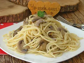 Mantar Soslu Makarna